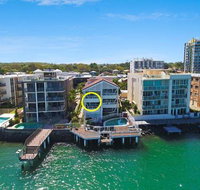 Unit 3 Pumicestone Quays Absolute Waterfront - Accommodation Nelson Bay