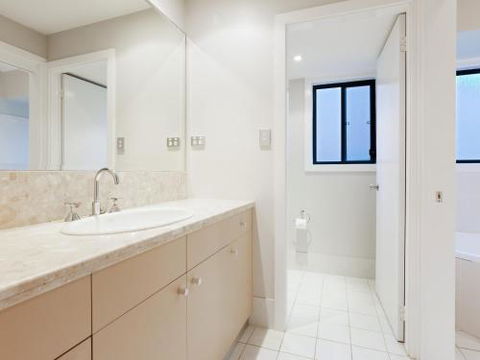 Venabu On Garuwa 20 Garuwa Street Spectacular House With Fabulous Views - Nelson Bay Accommodation.com 1