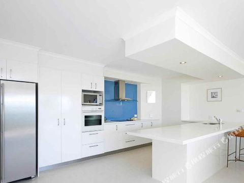 R & W Noosa Holidays 2 25 Allambi Rise - Accommodation Nelson Bay 2