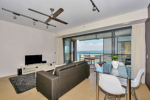 Darwin Waterfront Short Stay Apartments - Accommodation Nelson Bay 3
