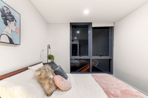 Southport Apartment - Accommodation Nelson Bay 5
