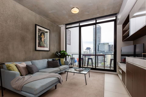 Sky 1 BDR South Yarra Apartment - Accommodation Nelson Bay 2