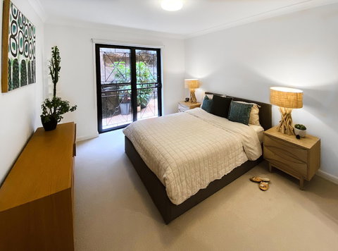 BELLEVUE GARDEN OASIS-hosted By L'Abode - Nelson Bay Accommodation.com 4