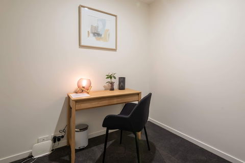 Spacious CBD Apt In The Heart Of Melbourne - Accommodation Nelson Bay 6