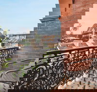 Stunning Sydney Home 3 - Accommodation Nelson Bay