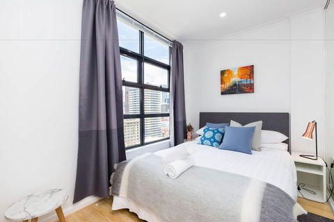 ROLAND, 1BDR Melbourne Apartment - Accommodation Nelson Bay 1