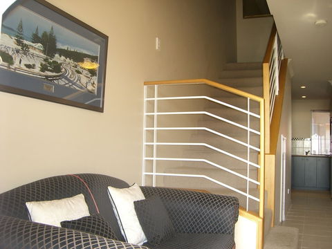 Castlereagh On Middleton - Apartment 4 - Accommodation Nelson Bay 6