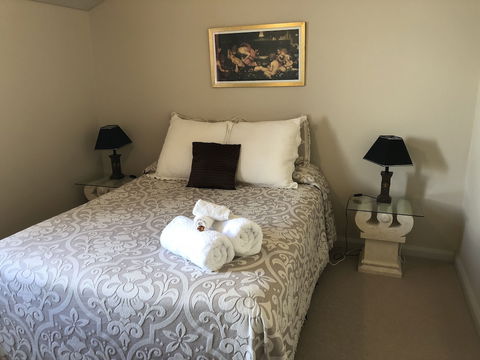 Castlereagh On Middleton - Apartment 4 - Accommodation Nelson Bay 2