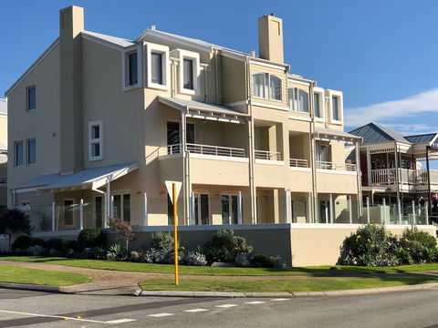 Castlereagh On Middleton - Apartment 4 - Accommodation Nelson Bay 0