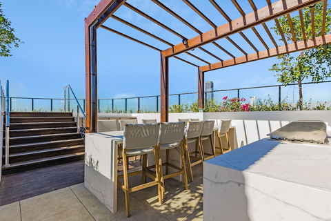 FV Dream 2 BED Apt+ Pool+ Free Parking Qfv211-16 - Accommodation Nelson Bay 0