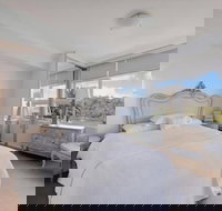 Elegant Waterfront Mosman Bay RAG10 - Nelson Bay Accommodation.com