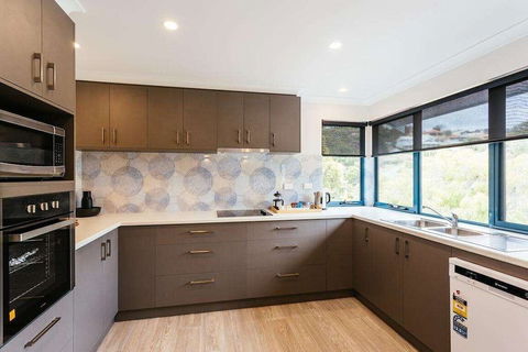 Dolphin Lodge - Accommodation Nelson Bay 6