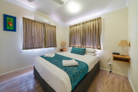 Capricorn Caves - Caravan Park - Accommodation Nelson Bay 2
