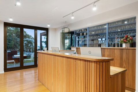 Hotel Nelson - Accommodation Nelson Bay 3