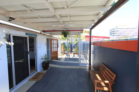 The Cliff House - Accommodation Nelson Bay 4