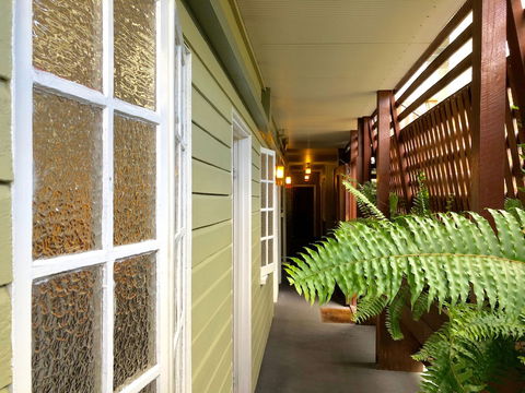 Five 3 Five - The Beachside Barracks - Accommodation Nelson Bay 3