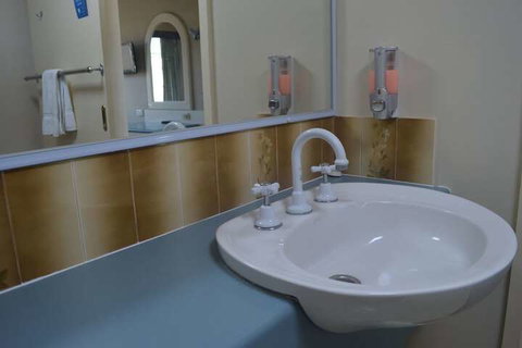 Excelsior Motor Inn - Accommodation Nelson Bay 7