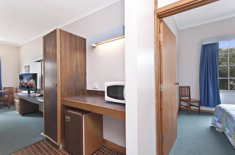 William Dutton Motel - Accommodation Nelson Bay 2