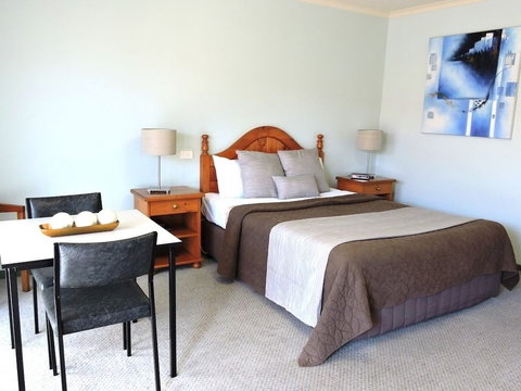 Melaleuca Motel - Accommodation Nelson Bay 1