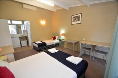 Parkview Motor Inn Parkes - Accommodation Nelson Bay 6