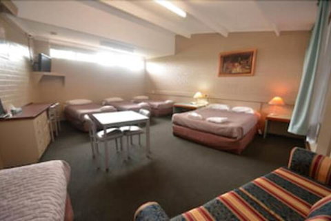 Parkview Motor Inn Parkes - Accommodation Nelson Bay 2