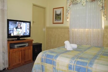 Cedar Lodge Cabins - Accommodation Nelson Bay 5
