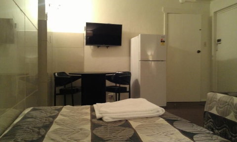 Avalon Motel - Accommodation Nelson Bay 2