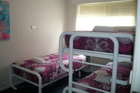 Top Of The Lake Units - Accommodation Nelson Bay 7