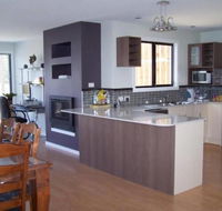 Oakley Place Townhouse - Accommodation Nelson Bay