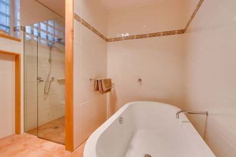 Maison Del Mar - Accommodation Nelson Bay 7