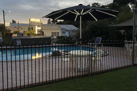 Bucketts Way Motel And Restaurant - Accommodation Nelson Bay 4
