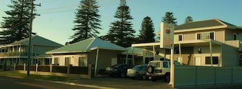 Clearwater Motel Apartments - Accommodation Nelson Bay 1