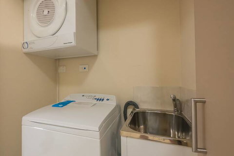 Emerald Inn - Accommodation Nelson Bay 6