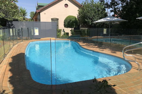 Country Apartments - Accommodation Nelson Bay 5