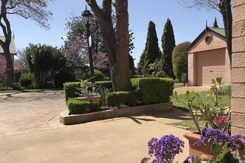 Country Apartments - Accommodation Nelson Bay 2