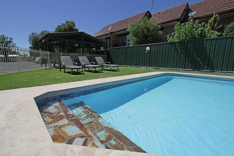 Atlas Motel - Accommodation Nelson Bay 2