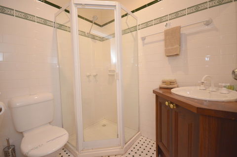 Central Springs Inn - Accommodation Nelson Bay 5