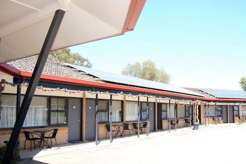 Civic Motor Inn - Accommodation Nelson Bay 2