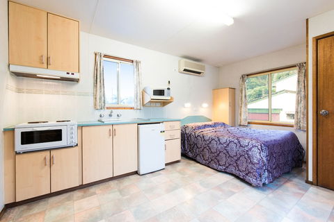 Clog Barn Caravan Park - Accommodation Nelson Bay 3