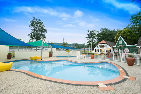 Clog Barn Caravan Park - Accommodation Nelson Bay 0
