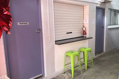 Reef Backpackers - Accommodation Nelson Bay 4