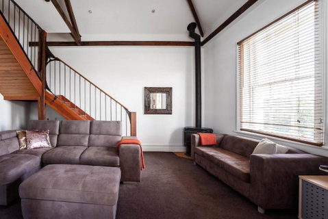 Raffless - Accommodation Nelson Bay 3