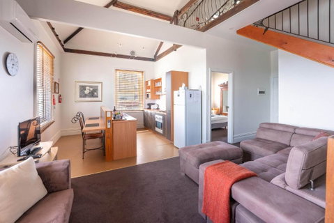 Raffless - Accommodation Nelson Bay 4
