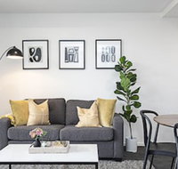 CANBERRA CHIC-Hosted by L'Abode - Accommodation Nelson Bay