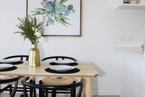 Modern Apartment In Brisbane - Accommodation Nelson Bay 6