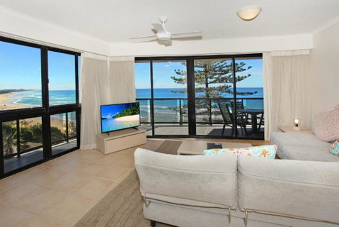 Unit 8 Phoenix Apartments 1736 David Low Way Coolum Beach LINEN INCLUDED 500 BOND - Accommodation Nelson Bay 1