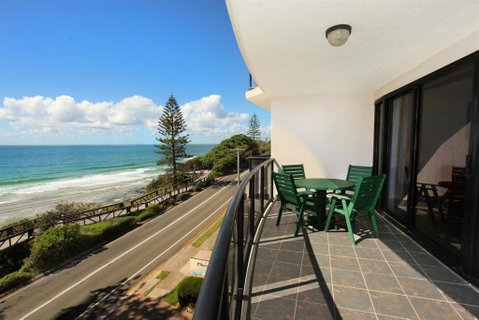 Unit 8 Phoenix Apartments 1736 David Low Way Coolum Beach LINEN INCLUDED 500 BOND - Accommodation Nelson Bay 4