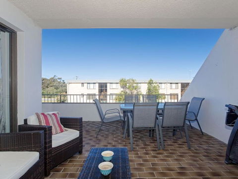 2 The Dunes 38 Marine Drive Pool Tennis Court & So Close To The Beach - Nelson Bay Accommodation.com 1