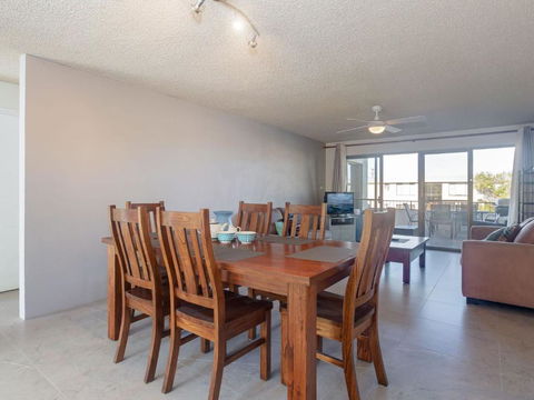 2 The Dunes 38 Marine Drive Pool Tennis Court & So Close To The Beach - Nelson Bay Accommodation.com 6