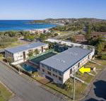 2 The Dunes 38 Marine Drive pool tennis court  so close to the beach - Nelson Bay Accommodation.com